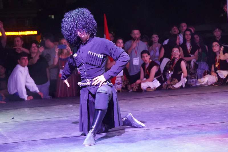 Samsun dans ve müzikle şenlendi