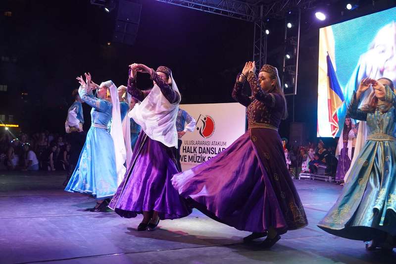 Samsun dans ve müzikle şenlendi