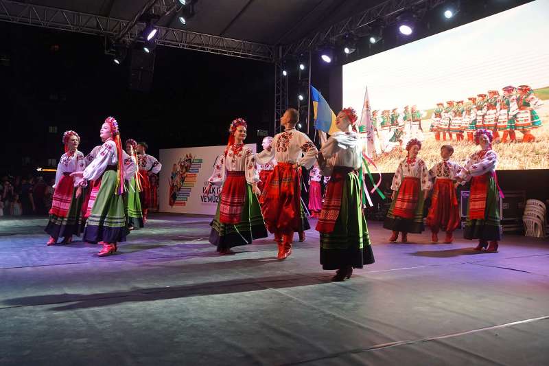 Samsun dans ve müzikle şenlendi