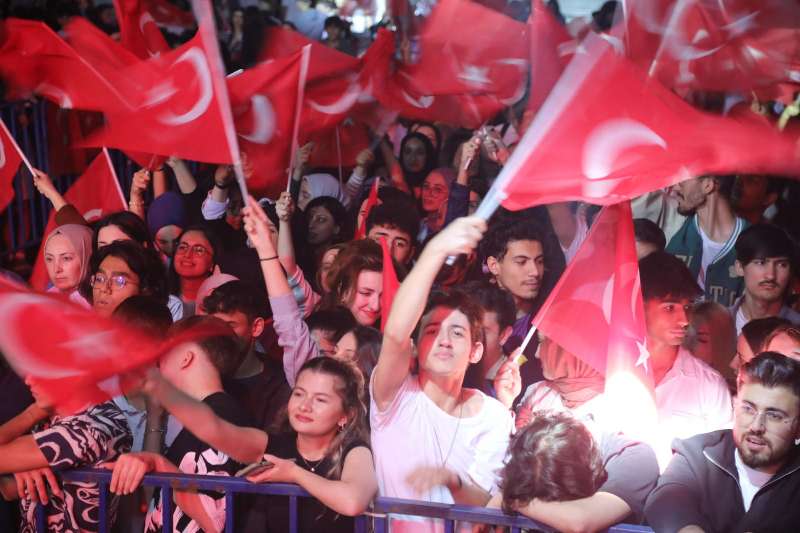 Atakum’dan dünyaya tek ses: “Yaşasın Cumhuriyet!”