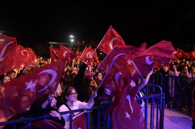 Atakum’dan dünyaya tek ses: “Yaşasın Cumhuriyet!”