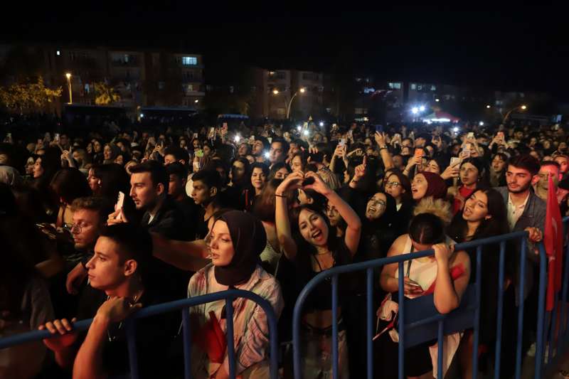 Atakum’dan dünyaya tek ses: “Yaşasın Cumhuriyet!”