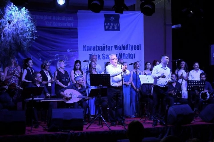 İzmir Karabağlar'da Unutulmaz Bir TSM Konseri