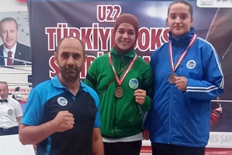 Sakarya Boksörleri, Türkiye Şampiyonası'nda Üst Sıraları Kapladı