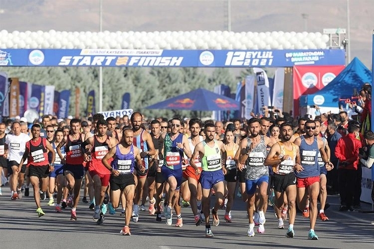 Uluslararası Kayseri Yarı Maratonu: Heyecanla Beklenen An Yaklaşıyor