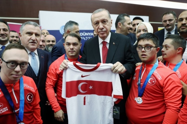 Cumhurbaşkanı Erdoğan, Futsal Millî Takımı'nı Ağırladı
