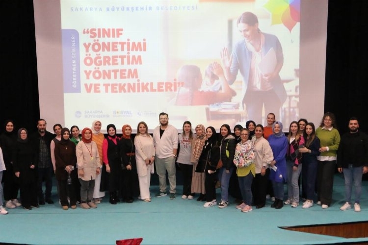 Büyükşehir Belediyesi, Sosyal Gelişim Merkezi Öğretmenlerine Öğrencilerini Tanıma Semineri Düzenliyor