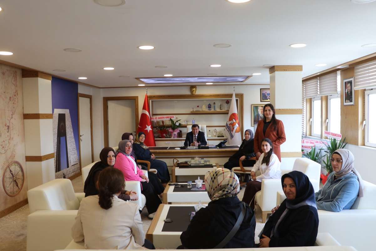 AK Parti Kadın Kollarında Havza Belediye Başkanı İkiz’e ziyaret
