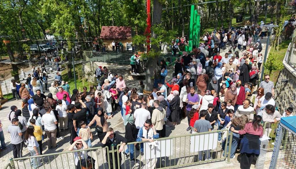Canik Macera Parkı'ndan Rekor: İlk Günden 10 Bin Ziyaretçi