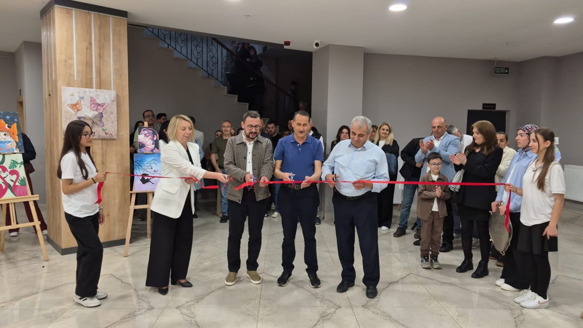 Şehit Burak Zor İmam Hatip Ortaokulu'nda Yıl Sonu Gösterisi Coşkusu