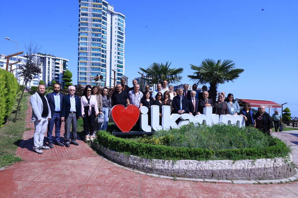 Ozanlar ve Şairler İlkadım’da Buluşuyor