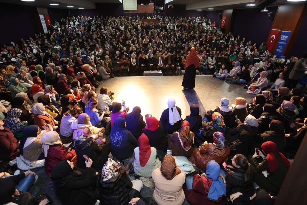 Kültür ve Sanatta Canik Rüzgârı