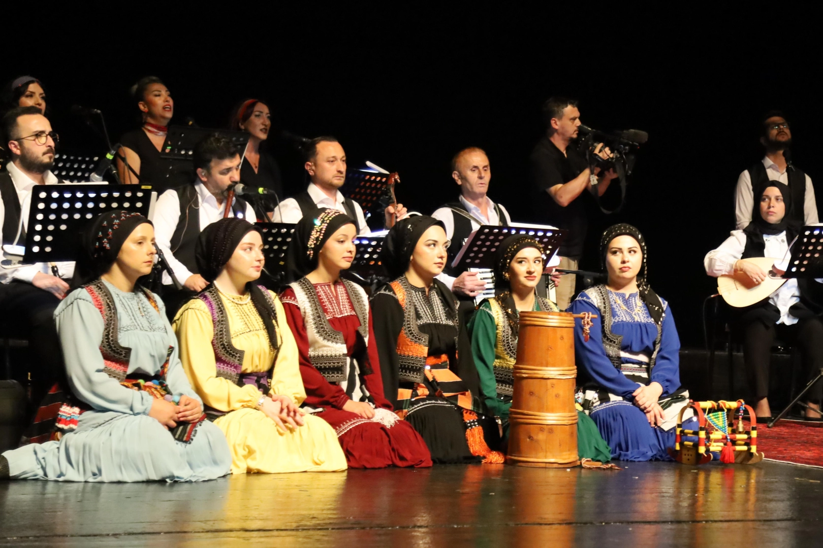 “Kuzeyin Ezgileri” Bursa’da Karadeniz Rüzgârı Estirdi