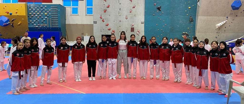 Taekwondo İl Şampiyonası’nda İlkadım Rüzgarı