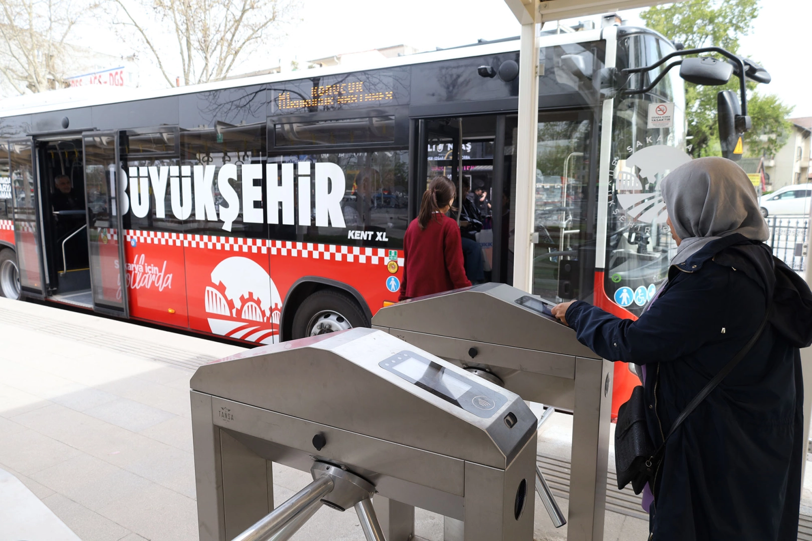 Sakarya’da “İki Sefer, Tek Ücret” Uygulaması Bütçeye Katkı Sağladı