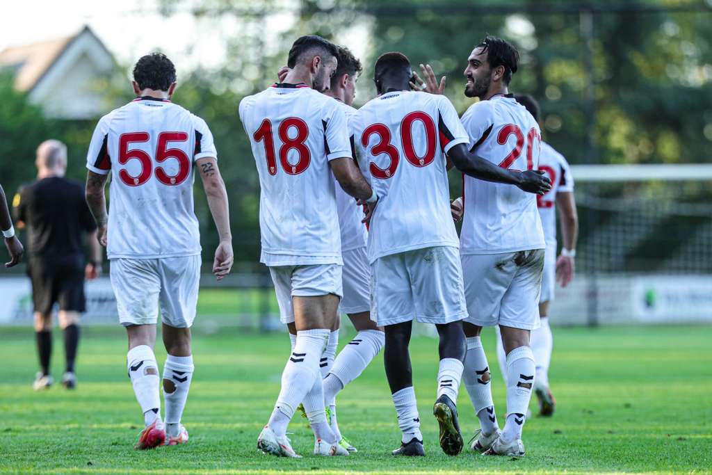 Samsunspor, AEK Athens'i 2-1 Mağlup Etti