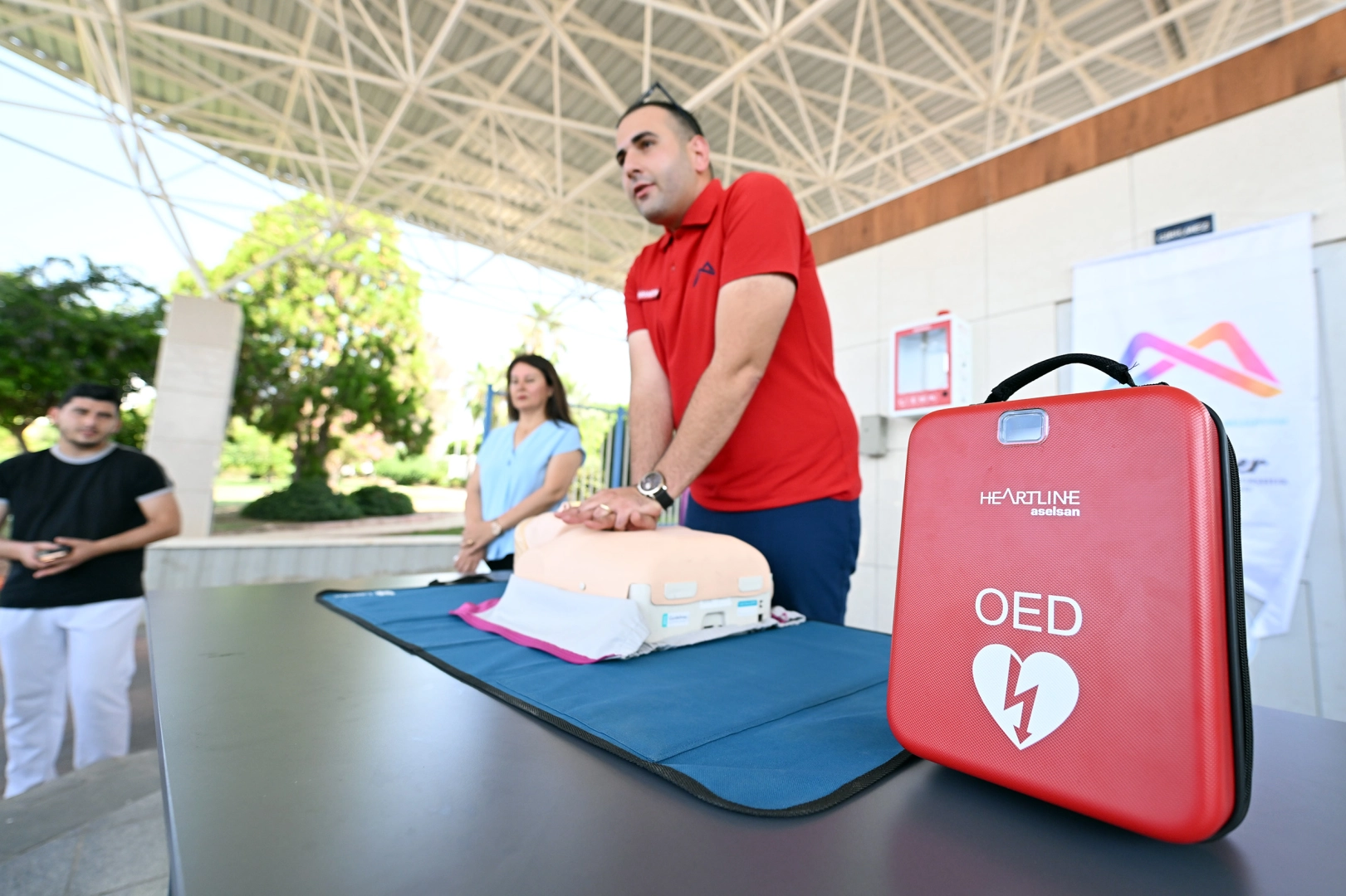 Mersin’de Hayat Kurtaran Eğitim: OED Cihazı Tanıtıldı
