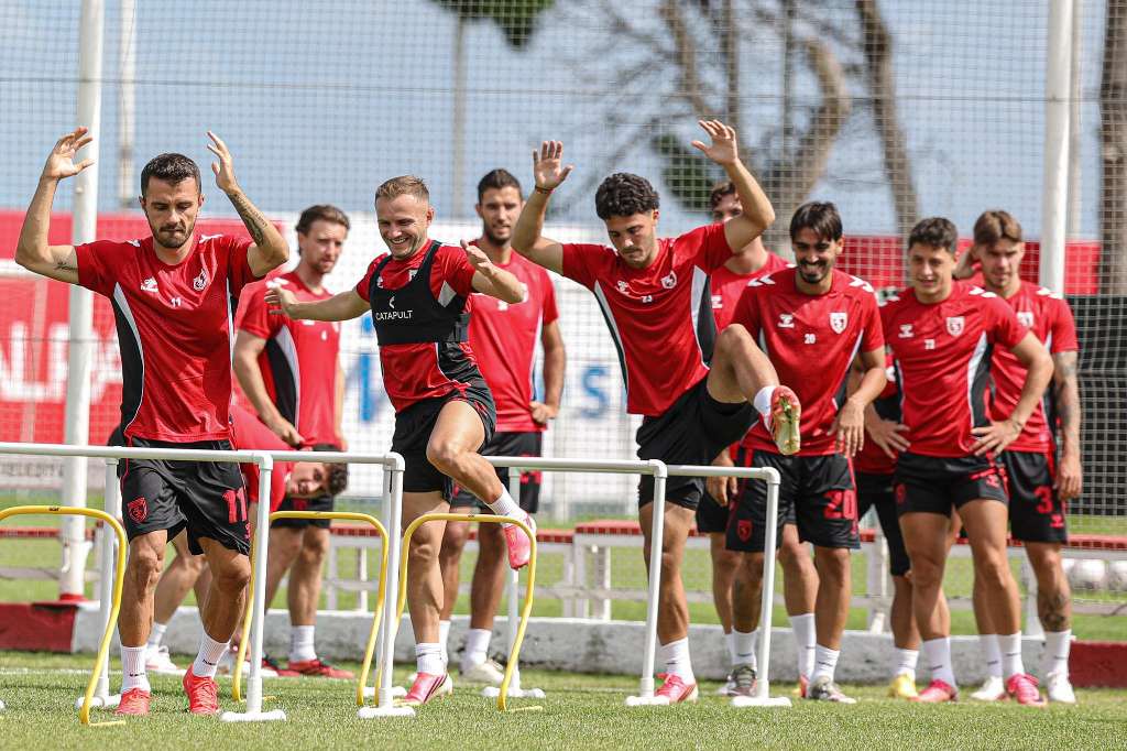 Samsunspor, Göztepe Maçı Hazırlıklarını Sürdürüyor