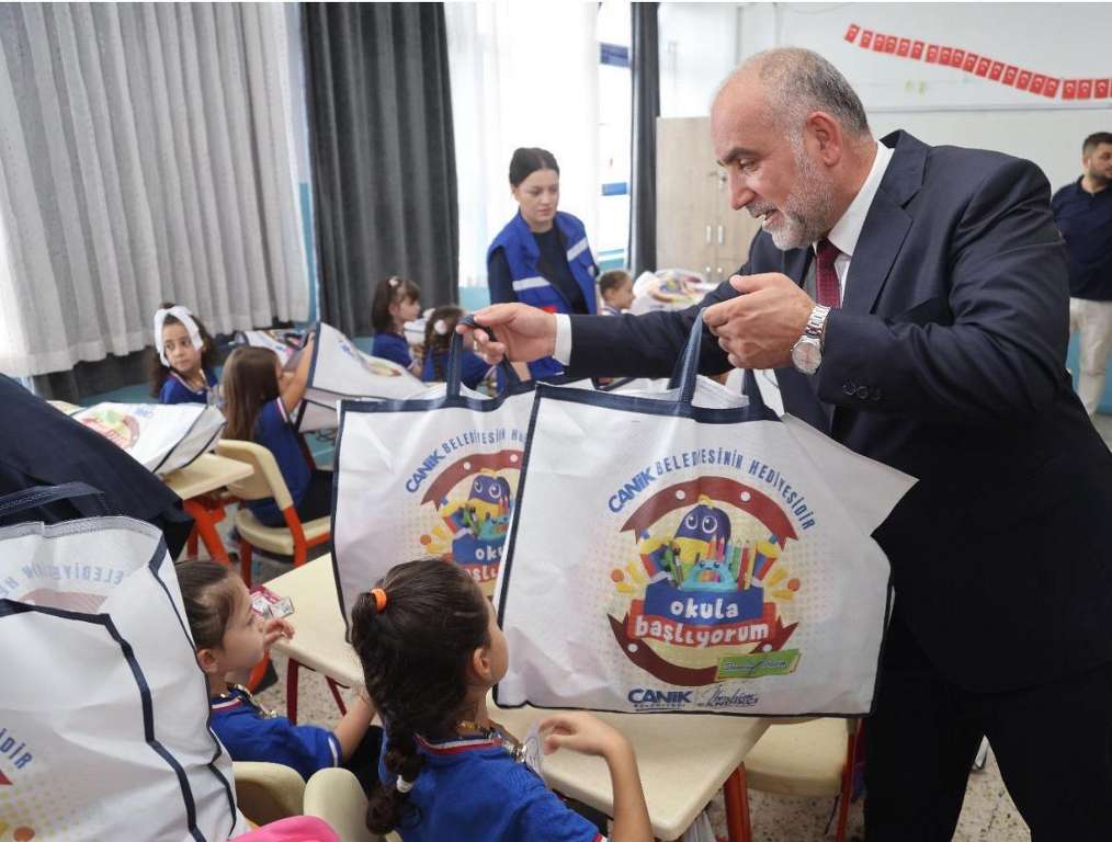 Tüm Öğrencilerin Çanta ve Kırtasiye Seti Canik Belediyesi'nden!