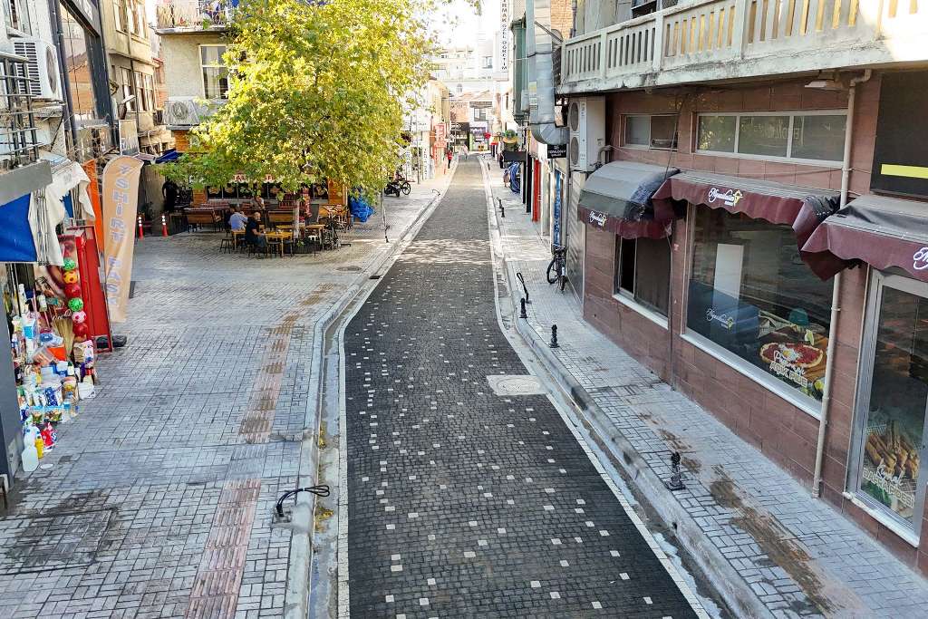 Bafra belediye caddesine yeni görünüm