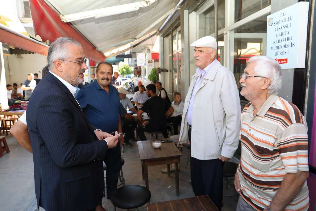 BAŞKAN KILIÇ’IN GÖNÜL BELEDİYECİLİĞİ MESAİSİNDE MOLA YOK
