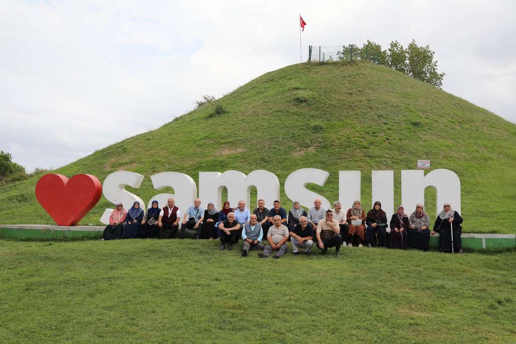 SAMSUN BÜYÜKŞEHİR’DEN YAŞAYAN ÇINARLARA KAMP PROGRAMI