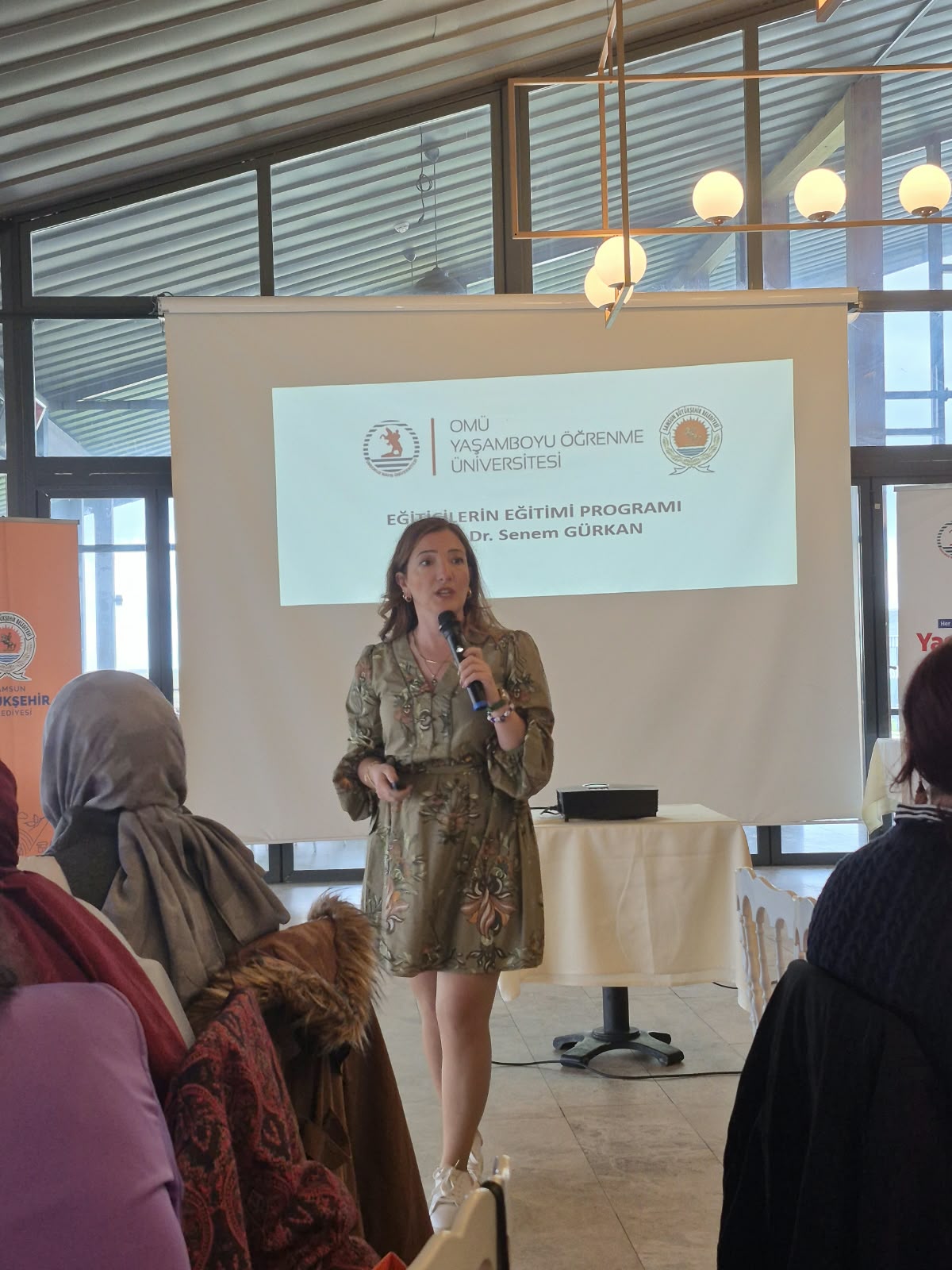 OMÜ Yaşam Boyu Öğrenme Üniversitesi Eğiticilerini Hazırlıyor
