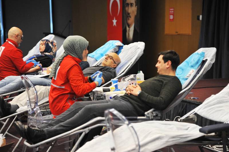Samsun'da 3 günde 2 bin 545 kişi kan verdi