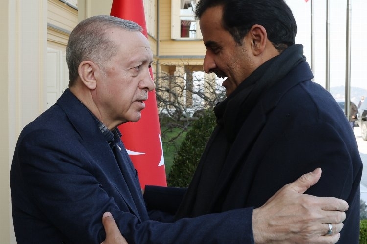 Katar Emiri, felaket sonrası Türkiye'ye gelen ilk lider oldu