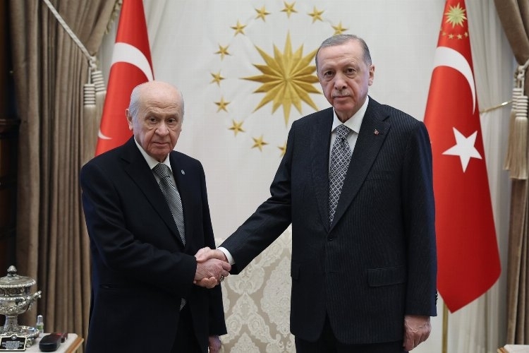 Cumhurbaşkanı Erdoğan, Bahçeli'yi Külliye'de kabul etti