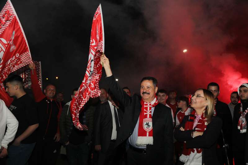 Başkan Deveci’den Samsunspor taraftarına 1000 bilet jesti 
