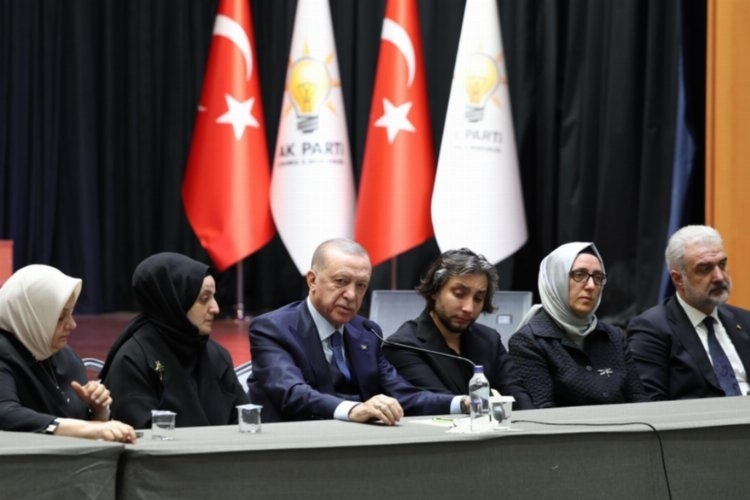 Cumhurbaşkanı Erdoğan, İstanbul'u Ziyaret Ederek Taziye Dileklerini İletti