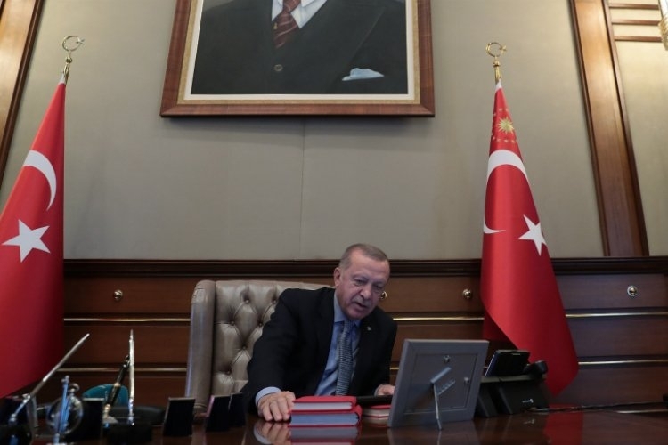 Cumhurbaşkanı Erdoğan, Maltepe Teşkilat Üyesine ″Geçmiş Olsun″ Telefonu