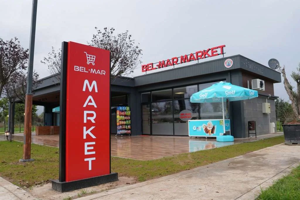 Bafra'da BEL-MAR Market hizmete açıldı