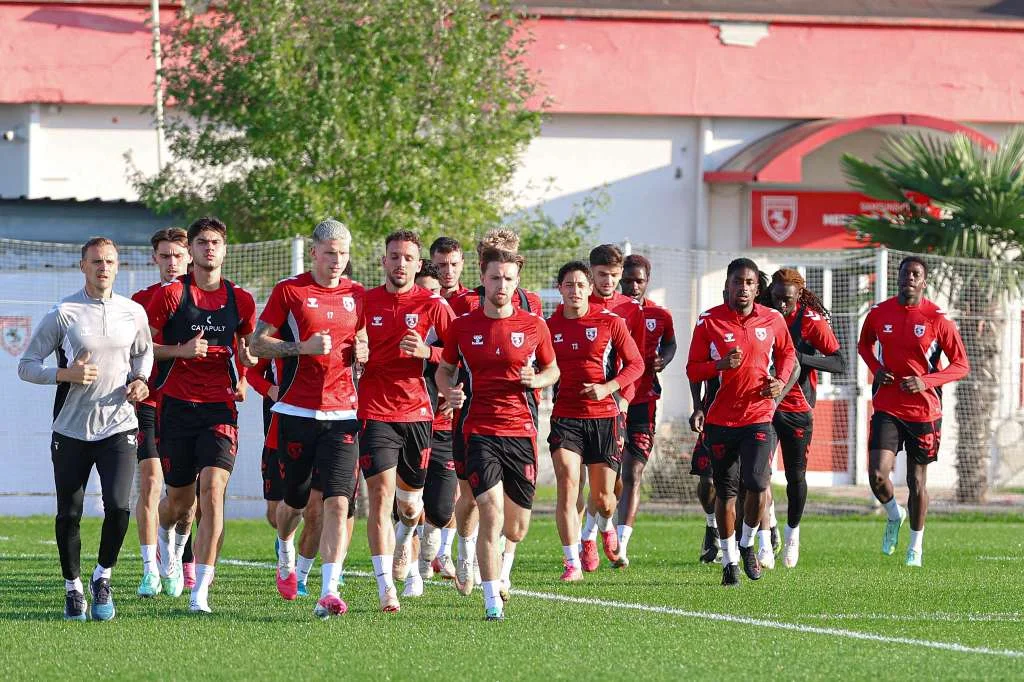 Samsunspor maç saatini bekliyor