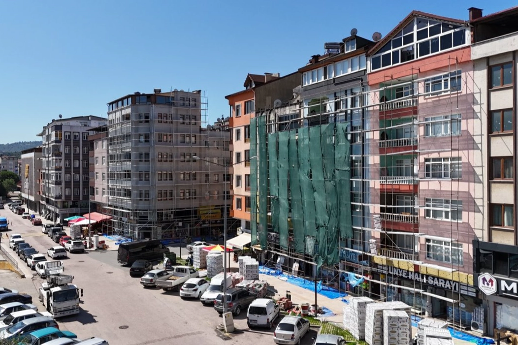 Ünye’de 44 Bina Estetik Dönüşümle Yenileniyor